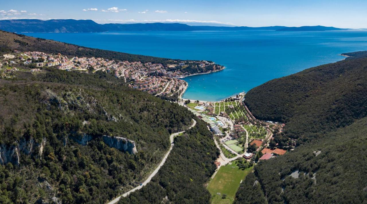 Green Luxury II With Heated Pool, Jacuzzi & Sauna Ruzici  Kültér fotó
